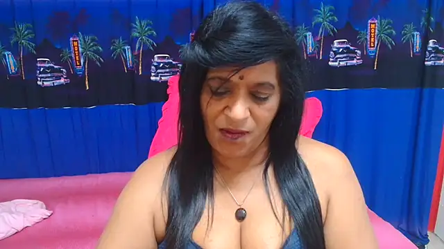 INDIANFUSION live cam on StripChat