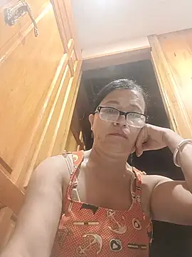Chilly-wet live cam preview
