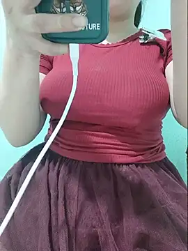 Shine_Mai live cam preview