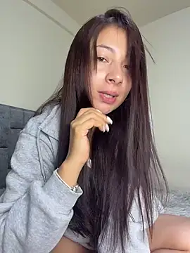 Karlee_Grey1