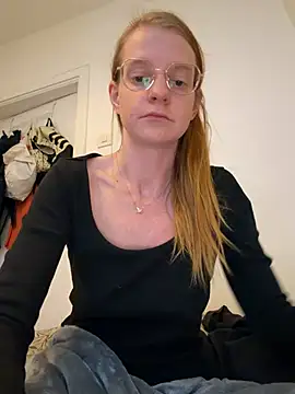 jannis1992 live sex cam