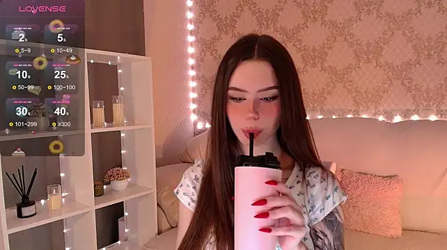HolyMiax live sex cam
