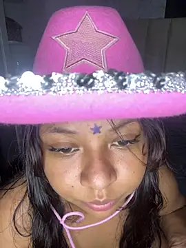 Shammie69 live cam on StripChat