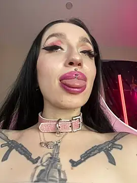 Molly__Moon