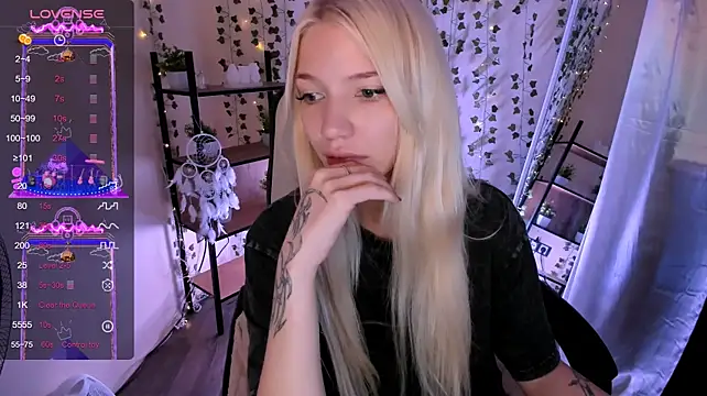 AnyaTaylor_