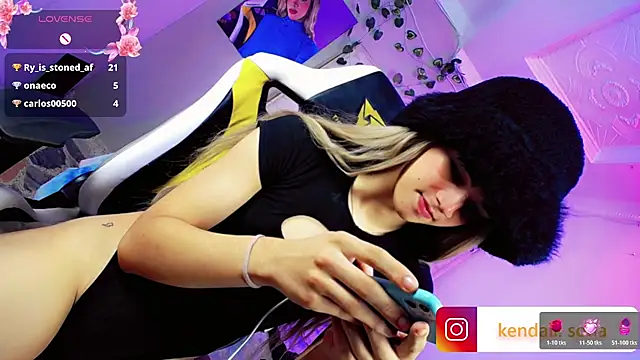 Sophiaa_doll_