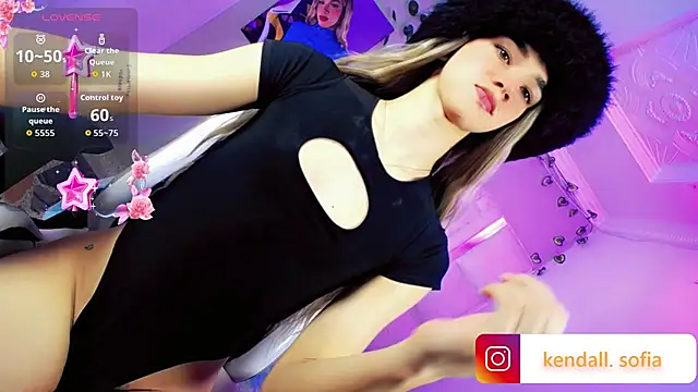 Sophiaa_doll_ live cam preview