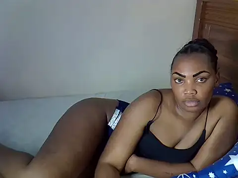 Pretty_kesin live cam on StripChat
