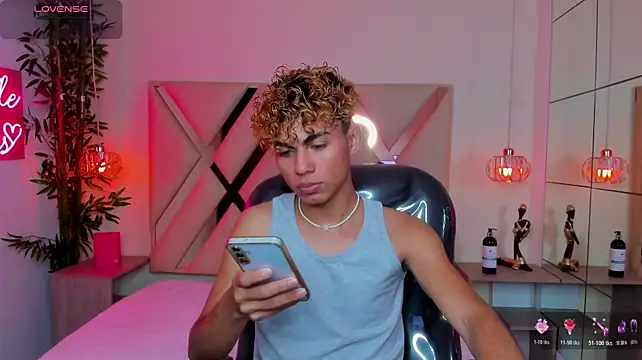 Anyelo_Twink