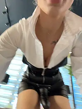 AngieShae live cam preview