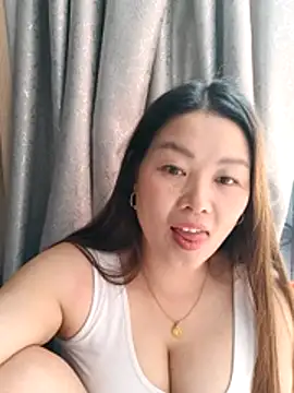 Jennie_dogy live cam on StripChat