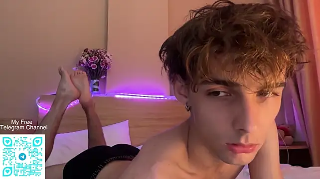 yourlucius (M twink) - make my cock hard