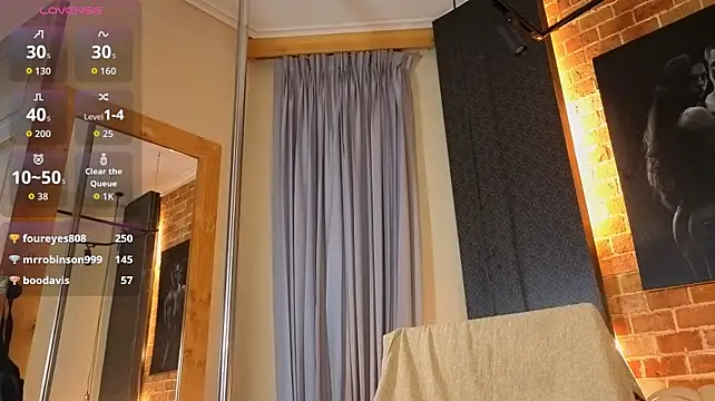 GrayAndrews's live cam