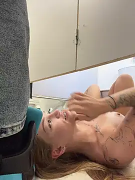 streetsquirt (Ask my age) - bouncing naked boobs in public