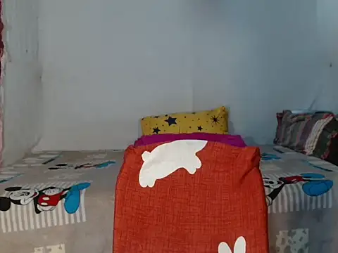 HelenaM