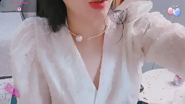 ___Ariella___