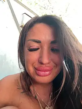 RuslanaXX live cam