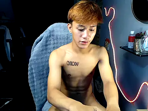 naughtyboyloy_0