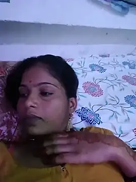 CHANDNi_700