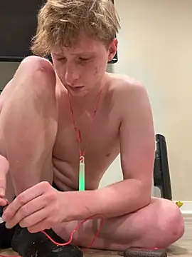 Novvikk88 live sex cam