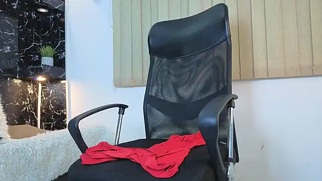 MR_EITHAN live cam preview