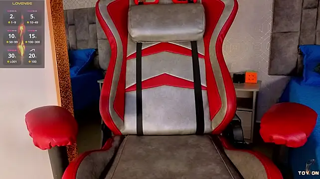 isaacblaze_ live cam preview