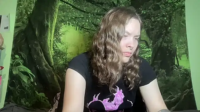 Wood_Elf live cam preview