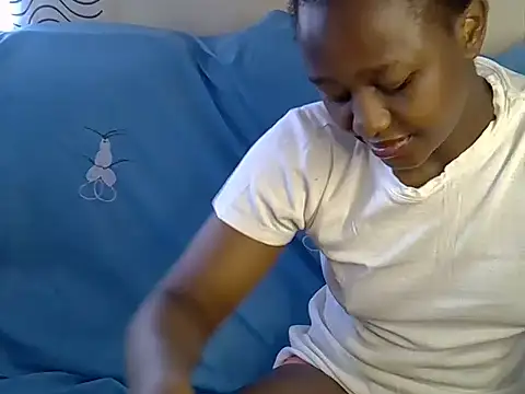 Petite_Ebony10