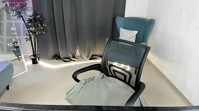 lovely_bloom live cam preview