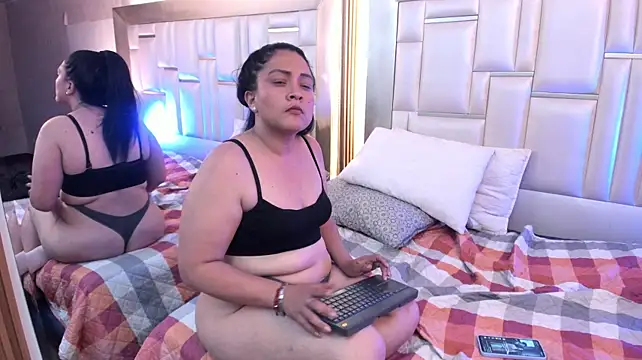 annyhanks's live room