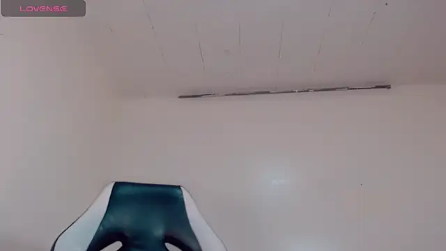Oriana_braom live cam preview