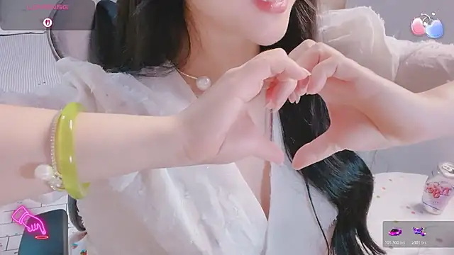 ___Ariella___