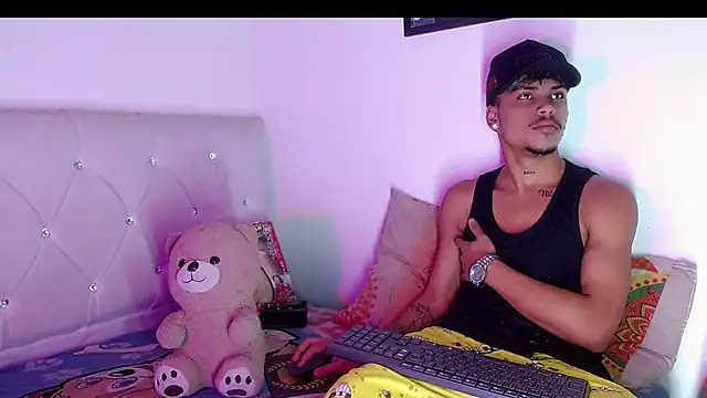 Angel_foxc13