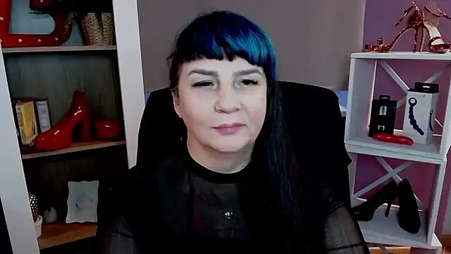 velvet_gloria