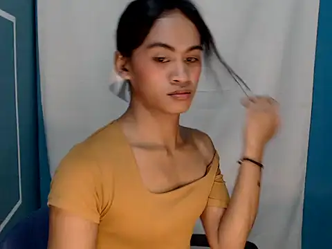 miss_thalia14 live cam preview