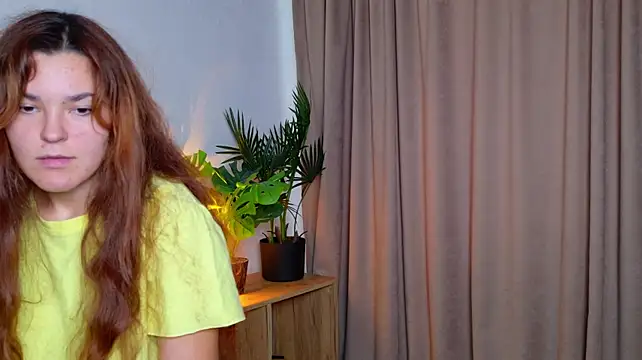 LeyaaStarr