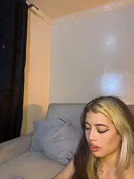 isabella-colins_