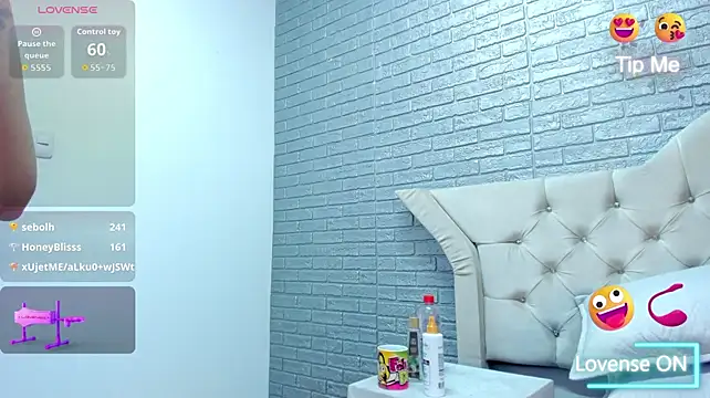 RoxanneStorm_