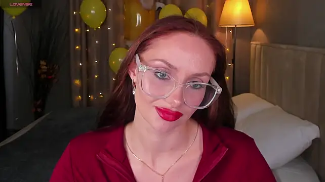 Madeline_Perry