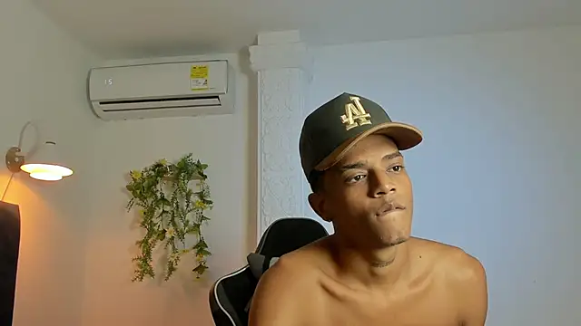 Nico_cum18