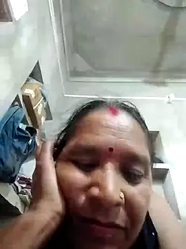 HotLoomaraj29