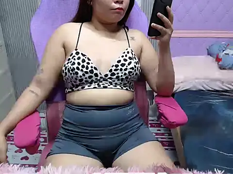 Hornyblaire18