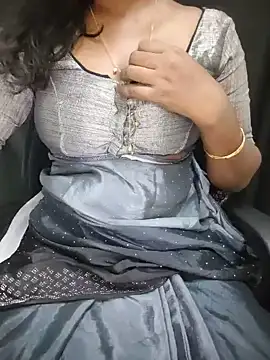 Tamilmallu-duskygirl03