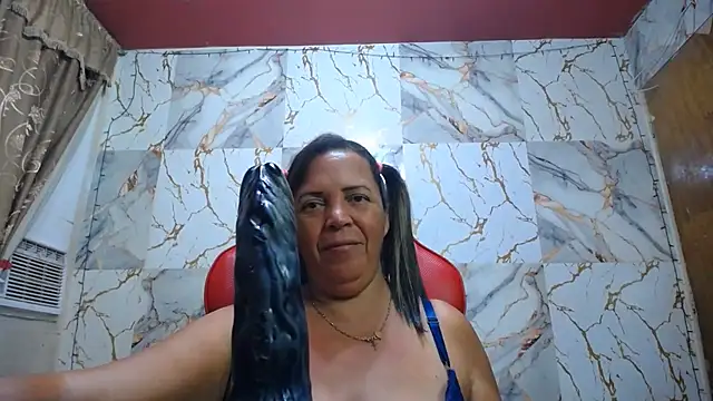 alina_maturehot