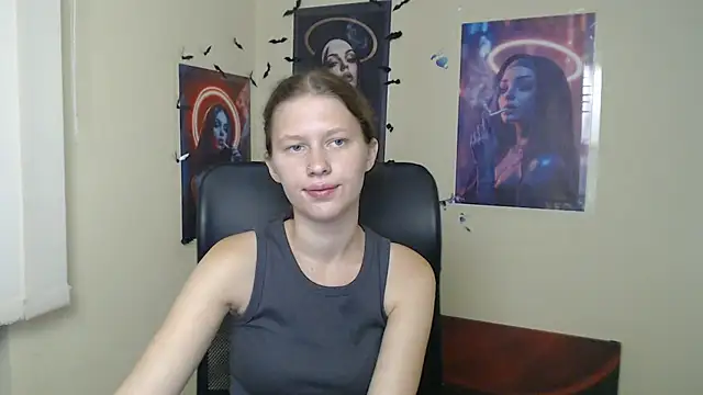 StellaCRL live cam on StripChat