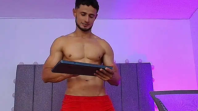 Adonys_Lewis_