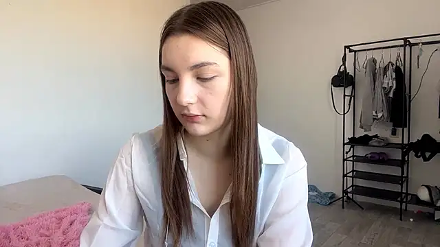 JuleCawood live cam on StripChat
