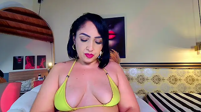 Madissononee webcam