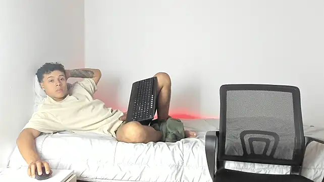 _Alex_Colton