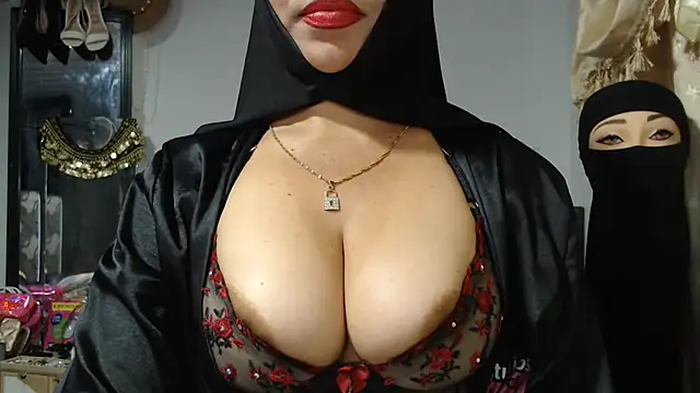nadia__abaud live cam